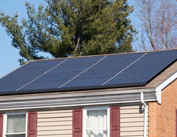 Solar,Panels,On,A,Roof,Of,A,House,Power,Ecological